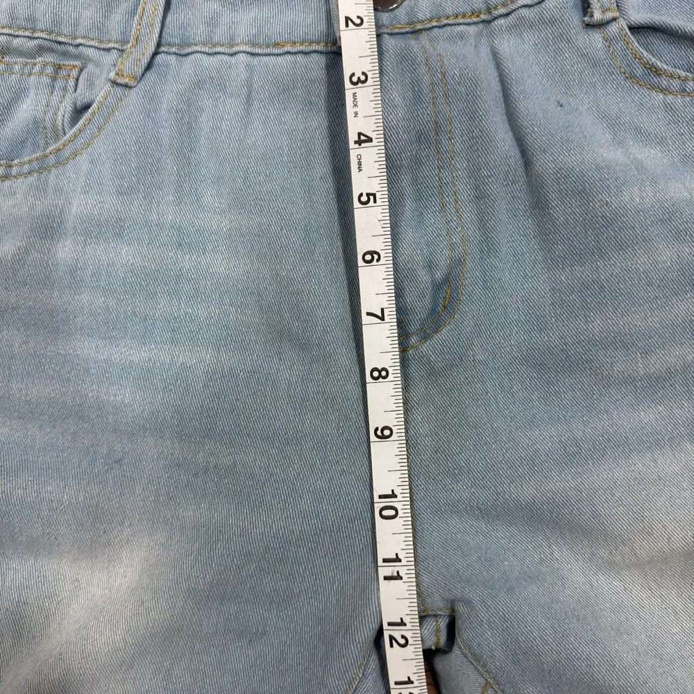 Light Blue Flared Jeans - Picture 4 of 6